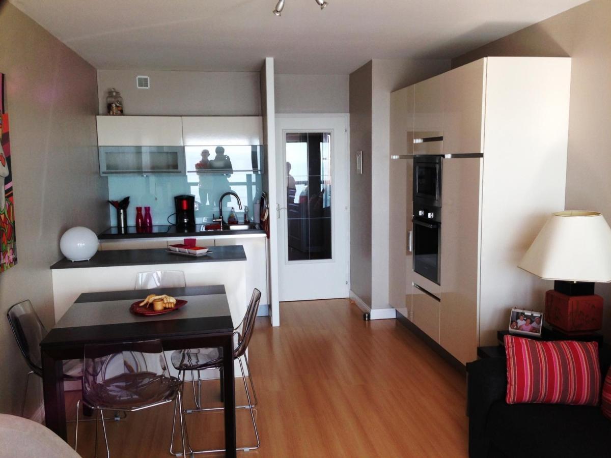 Appartement T2 Refait A Neuf Avec Balcon Face Mer Et Ascenseur, Au Coeur Des Sables-D'Olonne - Fr-1-485-70 Les Sables-d'Olonne Exterior photo